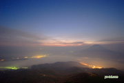 夜明け前　撮影地：ニセコアンヌプリ山頂