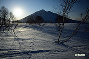 朝陽とニセコアンプリ　撮影地：イワオヌプリ